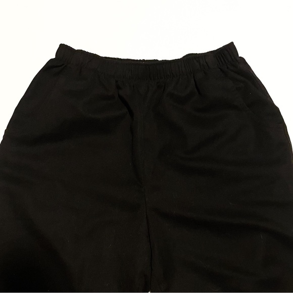 ALIA Cropped Wide Leg Trousers - Picture 5 of 5